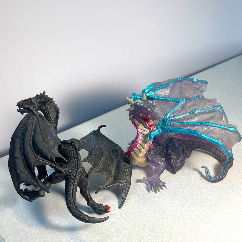 Black and Multicolor Dragon Figurines